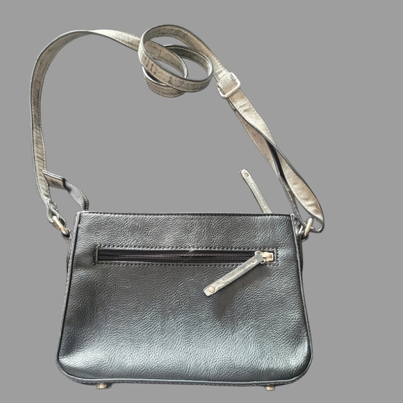 Celine Dion Black and Grey Shoulder Purse - Picture 5 of 5